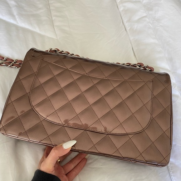 CHANEL Jumbo Classic Flap Patent Lambskin - Picture 7 of 16